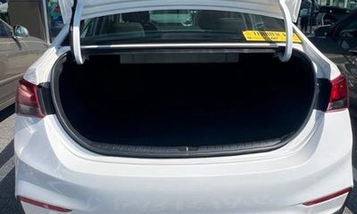 2022 Hyundai Accent SE SEL
