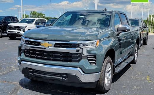 2026 Chevrolet Silverado LT