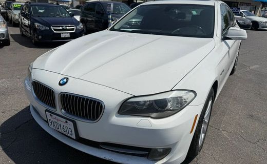 2013 BMW 528I I