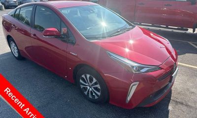 2019 Toyota Prius LE XLE