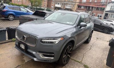2023 Volvo XC90 Plus Bright