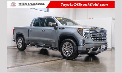 2025 GMC Sierra Denali