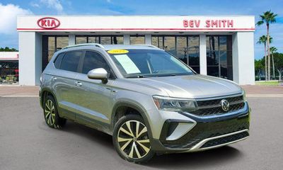 2022 Volkswagen Taos SE