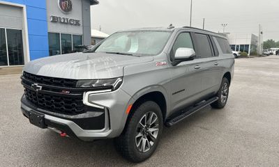 2023 Chevrolet Suburban Z71