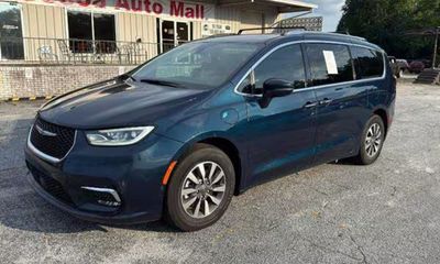 2021 Chrysler Pacifica Touring L
