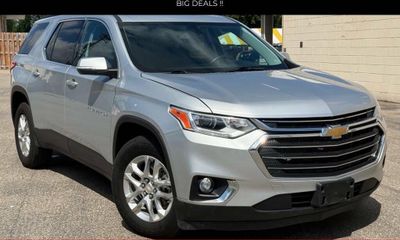 2021 Chevrolet Traverse LT