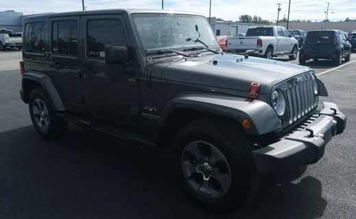 2017 Jeep Wrangler Unlimited Sahara