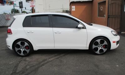 2011 Volkswagen GTI 2 0T 4
