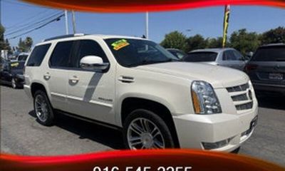 2013 Cadillac Escalade Premium