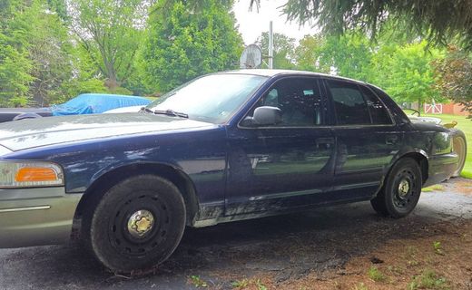 2005 Ford Crown Victoria Police Interceptor