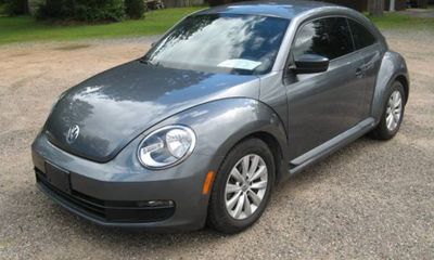 2016 Volkswagen Beetle 1 8T S