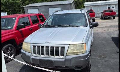 2004 Jeep Grand Cherokee Laredo