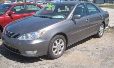 2005 Toyota Camry XLE V6