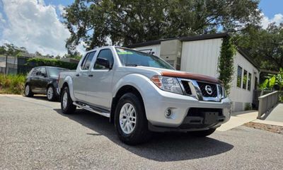 2017 Nissan Frontier SV