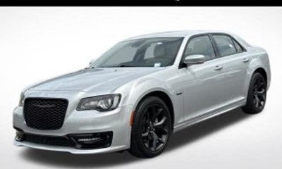 2022 Chrysler 300 Touring L