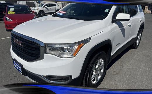 2019 GMC Acadia SLE 1