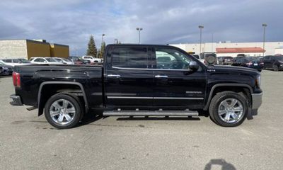 2018 GMC Sierra SLT