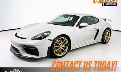 2022 Porsche 718 Cayman GT4