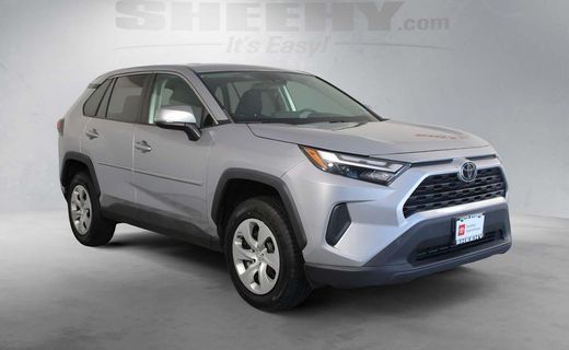 2023 Toyota RAV4 LE