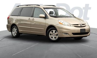2006 Toyota Sienna XLE