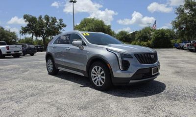 2023 Cadillac XT4 Premium Luxury
