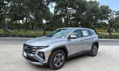 2026 Hyundai Tucson SE