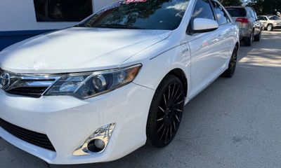 2013 Toyota Camry Hybrid