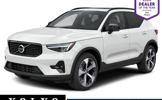 2026 Volvo XC40 Ultra Dark
