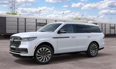 2027 Lincoln Navigator Black Label