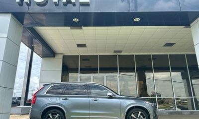 2019 Volvo XC90 R Design