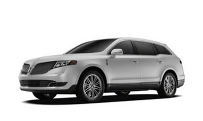 2013 Lincoln MKT Base