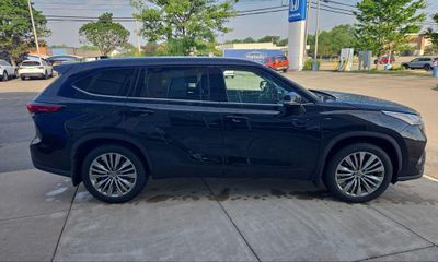 2021 Toyota Highlander Platinum