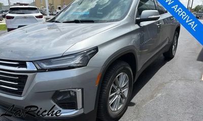 2023 Chevrolet Traverse LT