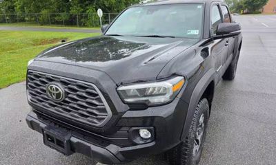 2023 Toyota Tacoma SR5