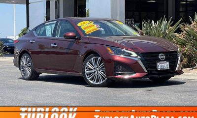 2023 Nissan Altima SL