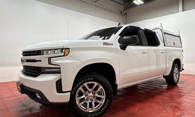 2019 Chevrolet Silverado RST