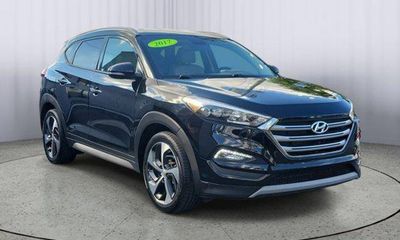 2017 Hyundai Tucson SE Popular Equipment