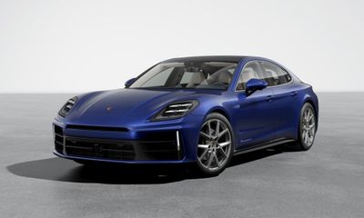 2026 Porsche Panamera 4