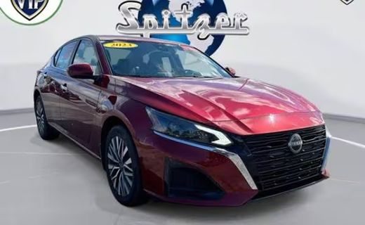 2023 Nissan Altima SV