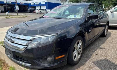 2012 Ford Fusion SE