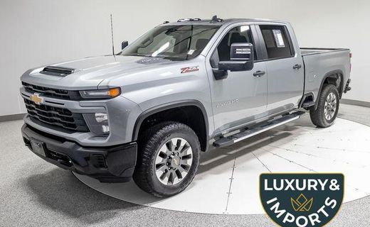 2026 Chevrolet Silverado HD Custom