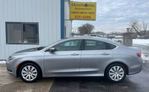 2016 Chrysler 200 LX