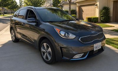2019 Kia Niro LX Phev