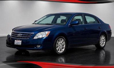 2005 Toyota Avalon Limited Sedan