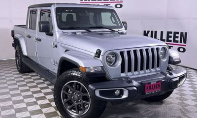 2023 Jeep Gladiator Overland