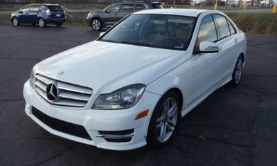 2013 Mercedes-Benz C-Class C300