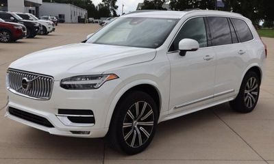 2024 Volvo XC90 Core