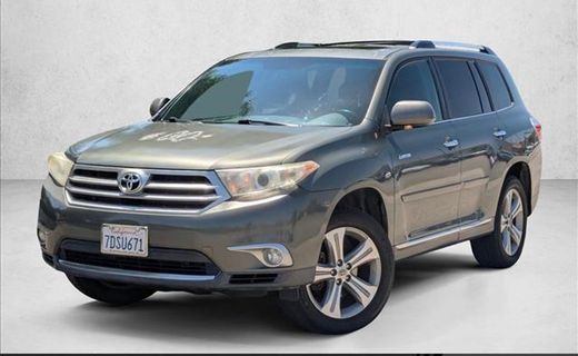 2013 Toyota Highlander Base