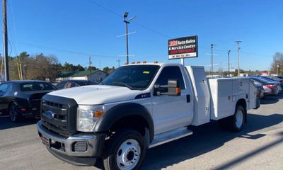 2015 Ford F-550 XL
