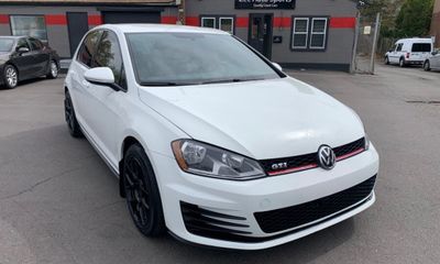 2017 Volkswagen Golf GTI S Sport SE